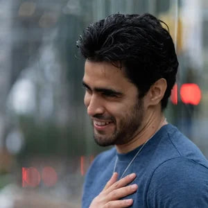 Andrés M. 34 años · Bogotá, Colombia. 𝗩𝗲𝗿𝗶𝗳𝗶𝗰𝗮𝗱𝗼